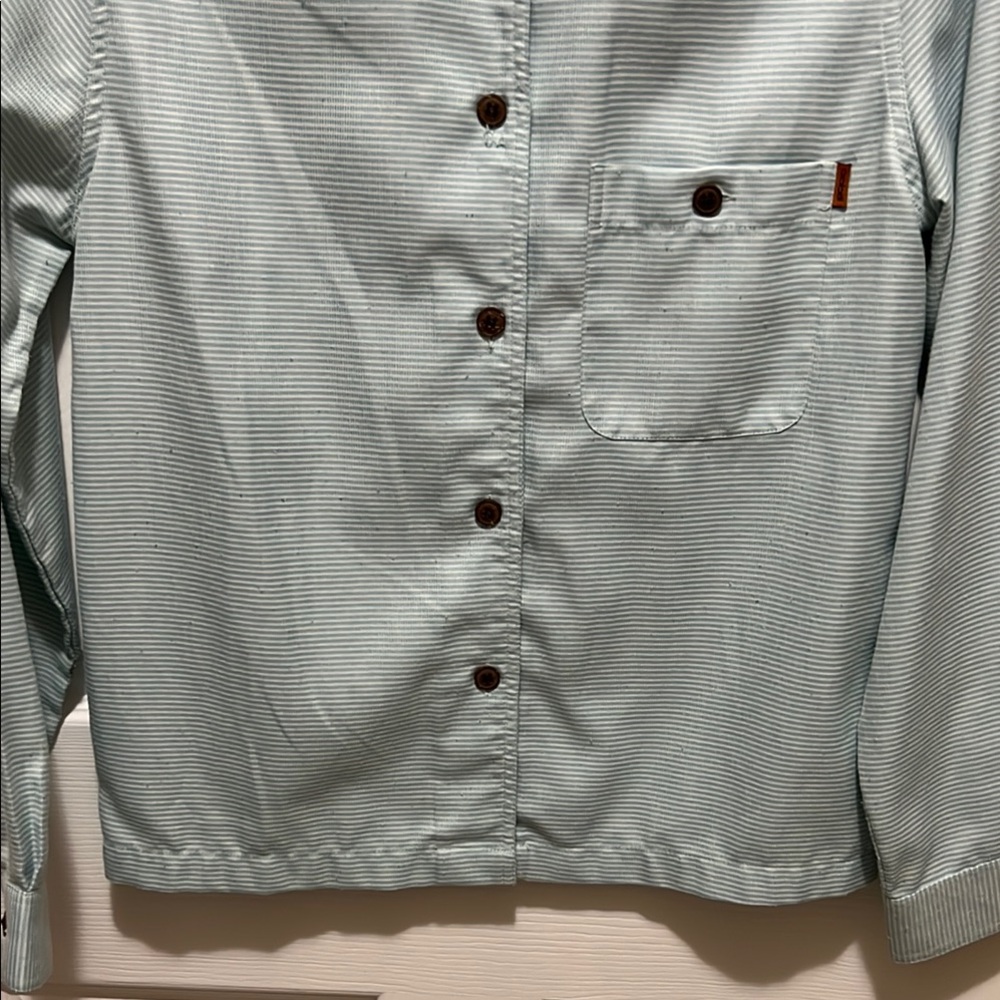 Oobe Striped Shirt with Dark Buttons size medium - Picture 4 of 8